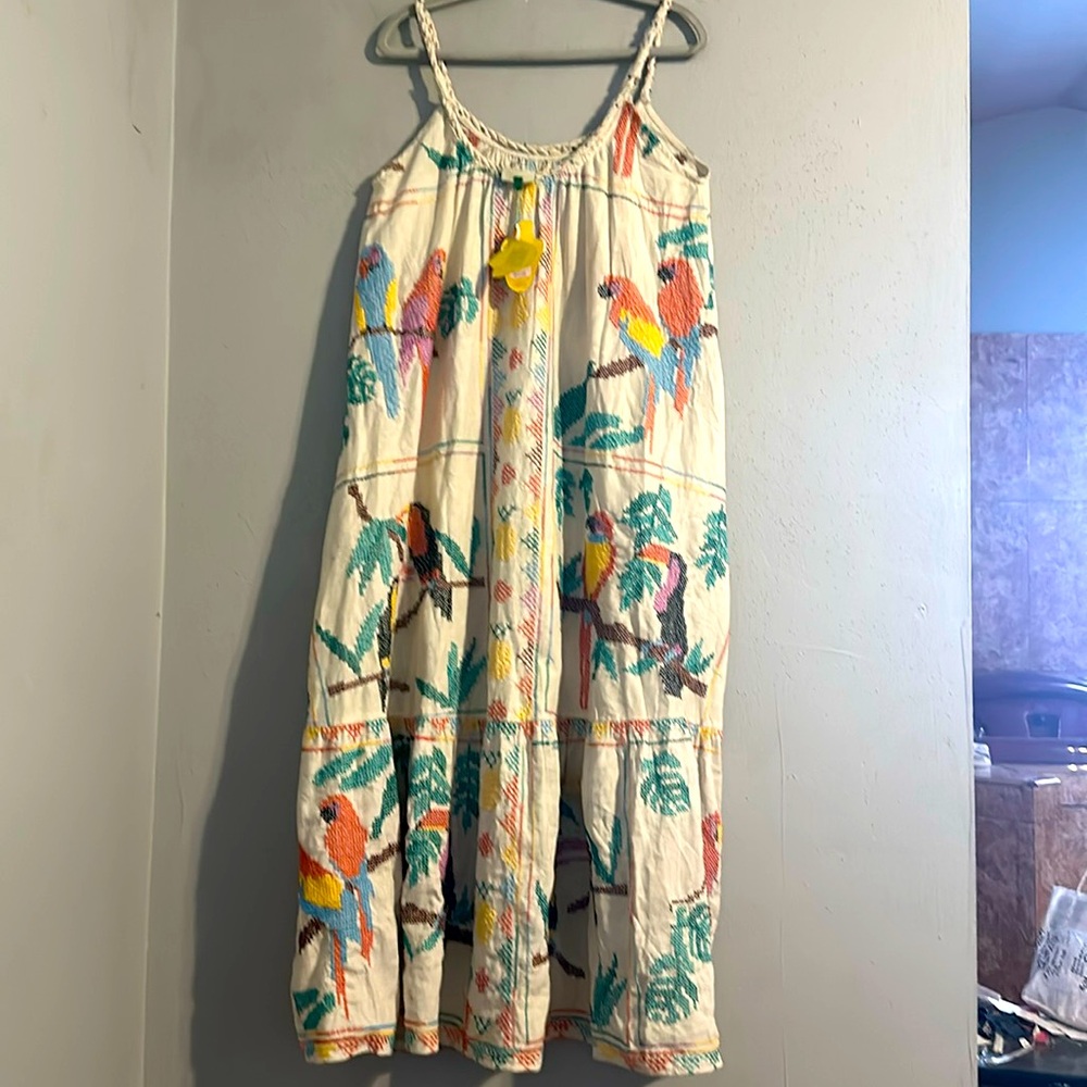Farm Rio Stitched Birds Scarfs Maxi dress. NWT pit to pit:20” - Picture 2 of 13